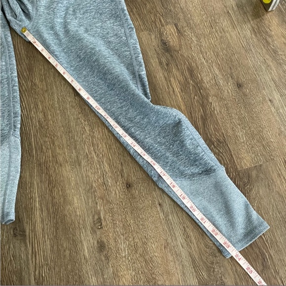 ALO Yoga Alosoft Set Bra and Leggings - Picture 13 of 14